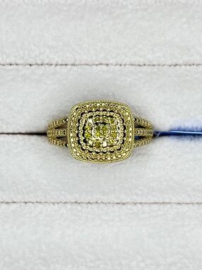 R064 | Natural Yellow Diamond Gold Square Ring